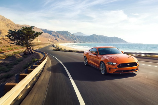 Ford Mustang 2018 chính thức trình làng với thiết kế và trang bị mới - Ảnh 1.