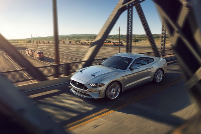 Ford Mustang 2018 chính thức trình làng với thiết kế và trang bị mới - Ảnh 16.