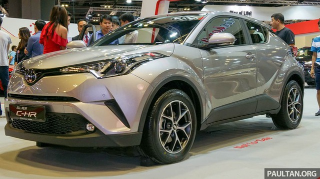 Bắt gặp Toyota C-HR trên đường phố Thái Lan - Ảnh 2.