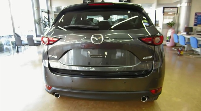 Ngắm Mazda CX-5 thế hệ mới bằng xương, bằng thịt tại đại lý - Ảnh 6.