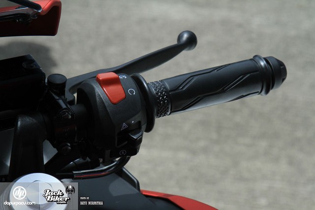 Mô tô thể thao Yamaha R15 3.0 ra mắt với động cơ mạnh mẽ hơn - Ảnh 12.