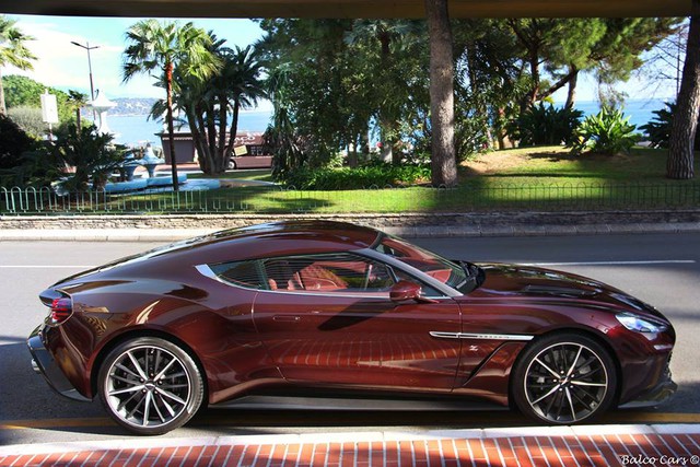 Chạm mặt tuyệt phẩm Aston Martin Vanquish Zagato tại thiên đường siêu xe - Ảnh 1.