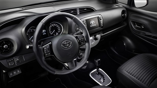 Toyota Yaris 2017 - Xe nâng cấp mà cứ như thế hệ mới - Ảnh 3.