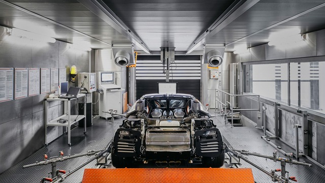 Khám phá nơi những chiếc siêu xe triệu đô Bugatti Chiron ra lò - Ảnh 13.