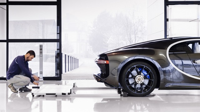 Khám phá nơi những chiếc siêu xe triệu đô Bugatti Chiron ra lò - Ảnh 17.