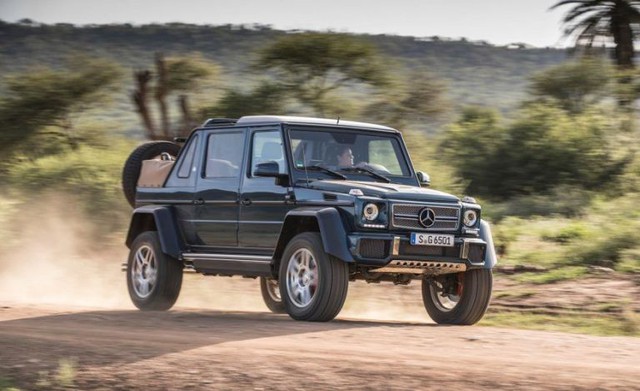 Video cận cảnh SUV siêu sang Mercedes-Maybach G650 Landaulet từ trong ra ngoài - Ảnh 10.