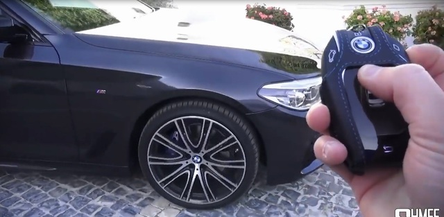 Cận cảnh tính năng đỗ xe từ xa của BMW 5-Series 2017 - Ảnh 4.