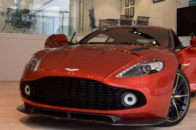 Soi từng chi tiết của siêu phẩm Aston Martin Vanquish Zagato ngoài đời thực - Ảnh 17.