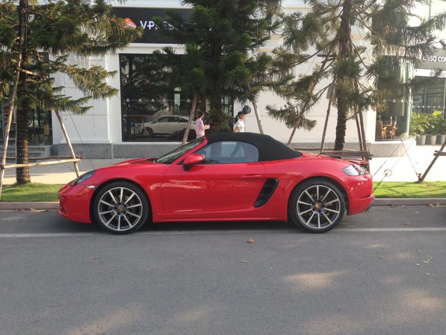 Dàn xe Porsche sang chảnh tập trung tại Hà Nội vào ngày cuối tuần - Ảnh 6.