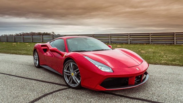 Hình ảnh chứng tỏ siêu xe Ferrari cũng phải thử nghiệm an toàn như thường - Ảnh 5.