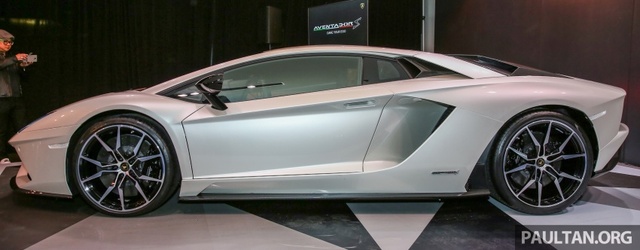 Cận cảnh Lamborghini Aventador S giá 9,22 tỷ Đồng chưa thuế tại Đông Nam Á - Ảnh 8.