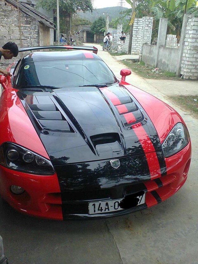 Dodge Viper ACR độc nhất Việt Nam tái xuất trên đường làng - Ảnh 3.