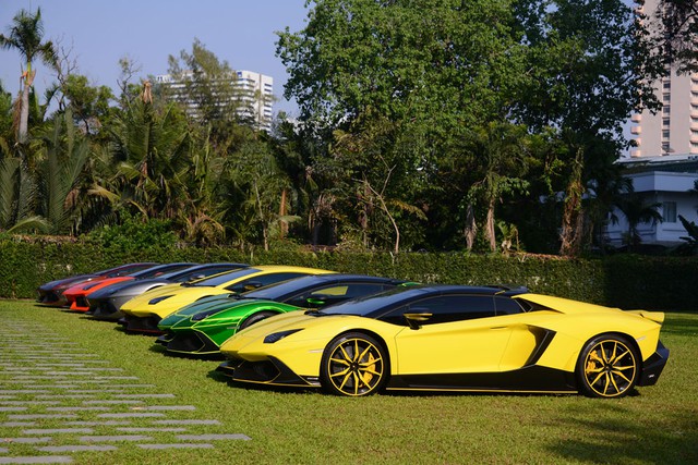 Siêu xe Lamborghini Aventador S ra mắt tại Thái Lan với giá lên đến 22,8 tỷ Đồng - Ảnh 1.