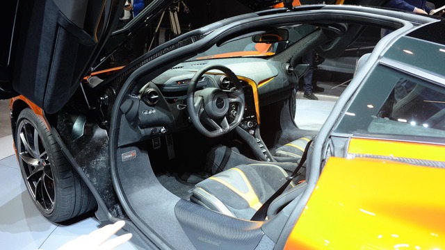 Siêu xe McLaren 720S hiện nguyên hình, giá từ 5,8 tỷ Đồng - Ảnh 11.