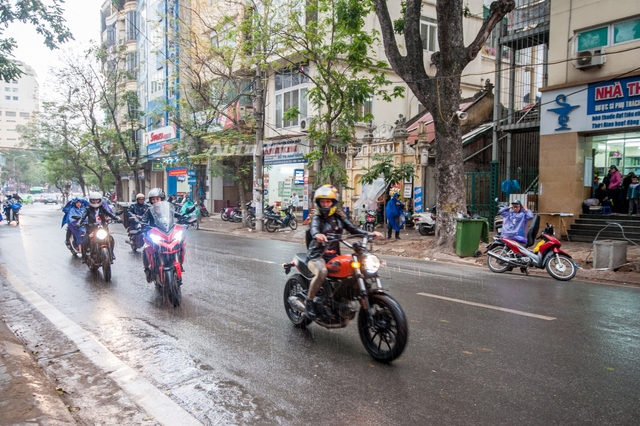 Hà Nội: Dàn nữ biker xuống phố ngày 8/3 - Ảnh 9.