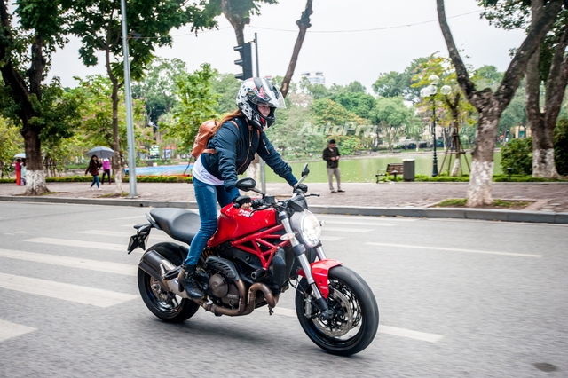 Hà Nội: Dàn nữ biker xuống phố ngày 8/3 - Ảnh 5.