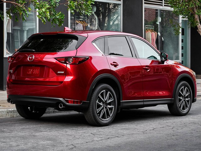 Mazda CX-5 2017 bản full option có giá lên đến 35.000 USD - Ảnh 2.