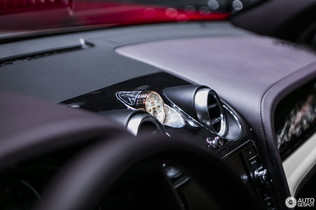 Cận cảnh SUV nhà giàu Bentley Bentayga Mulliner bằng xương, bằng thịt - Ảnh 7.