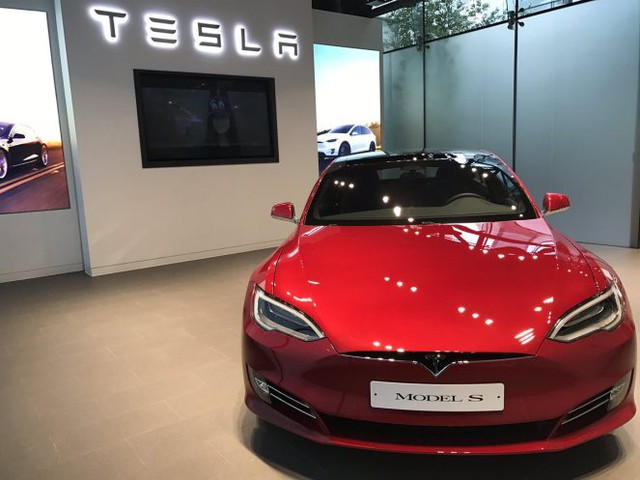 Người Hàn Quốc phát cuồng vì Tesla, sẵn sàng chờ 6 tháng để lái thử xe - Ảnh 3.