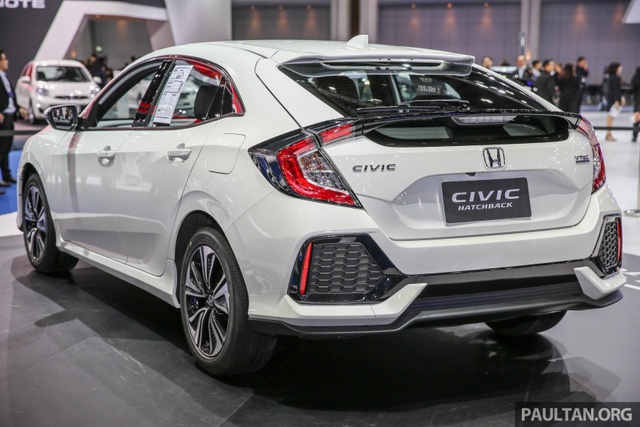 Chiêm ngưỡng Honda Civic Hatchback 2017 mới ra mắt Thái Lan ngoài đời thực - Ảnh 15.