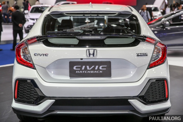 Chiêm ngưỡng Honda Civic Hatchback 2017 mới ra mắt Thái Lan ngoài đời thực - Ảnh 16.
