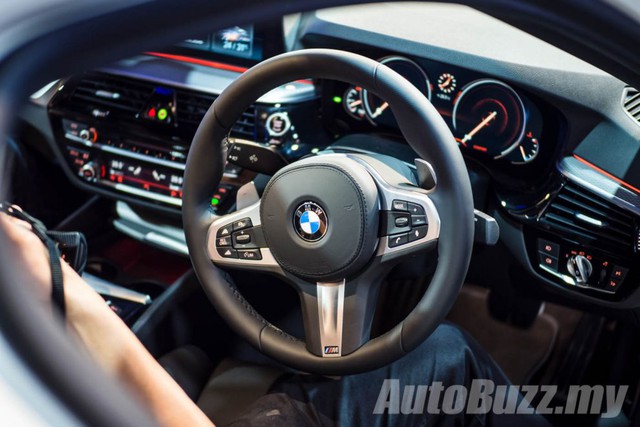BMW 5-Series thế hệ mới chính thức ra mắt Đông Nam Á, giá từ 2,05 tỷ Đồng - Ảnh 16. BMW 5-Series thế hệ mới chính thức ra mắt Đông Nam Á, giá từ 2,05 tỷ Đồng - Ảnh 16.