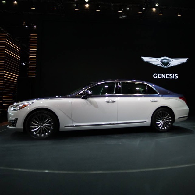 Phiên bản đặc biệt của sedan cao cấp Genesis G90 gợi liên tưởng đến xe Bentley - Ảnh 3.