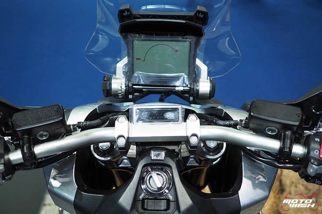 SUV việt dã 2 bánh Honda X-ADV ra mắt Đông Nam Á, giá từ 272 triệu Đồng - Ảnh 10.