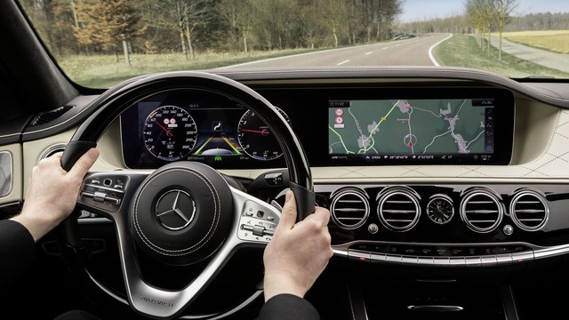 Nội thất sang chảnh của Mercedes-Benz S-Class 2018 gián tiếp được hé lộ - Ảnh 1.