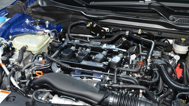 Honda Civic Si 2018 thu hút sự chú ý bất chấp những lời chê bai về công suất động cơ - Ảnh 12. Honda Civic Si 2018 thu hút sự chú ý bất chấp những lời chê bai về công suất động cơ - Ảnh 12.