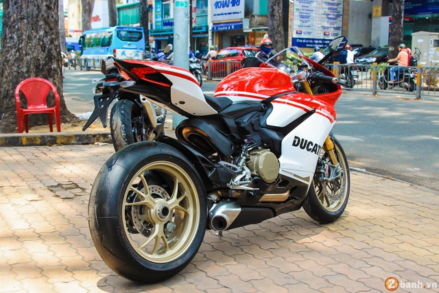 Cận cảnh siêu mô tô Ducati 1299 Panigale S Anniversario đầu tiên tại Việt Nam - Ảnh 10.