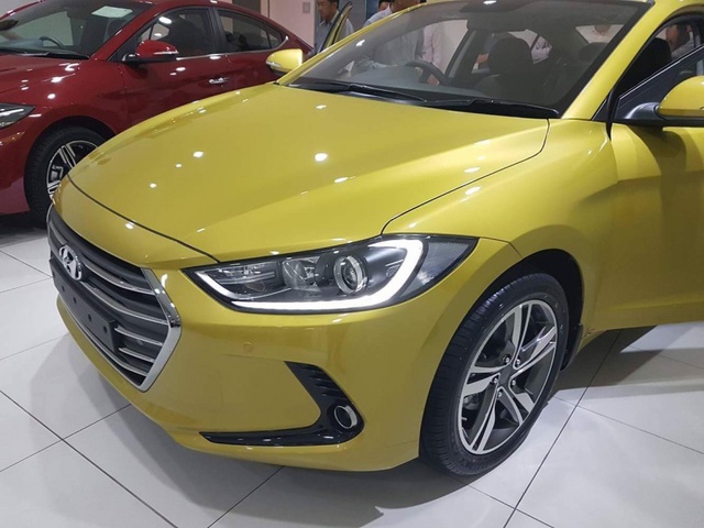 Hyundai Elantra Sport 2017 rục rịch ra mắt Đông Nam Á - Ảnh 4.