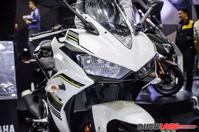 Cận cảnh Yamaha R3 2017 màu trắng và đen nhám mới tại Đông Nam Á - Ảnh 12.