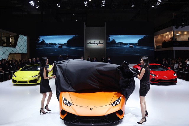 Siêu xe Lamborghini Huracan Performante chính thức ra mắt châu Á - Ảnh 1.