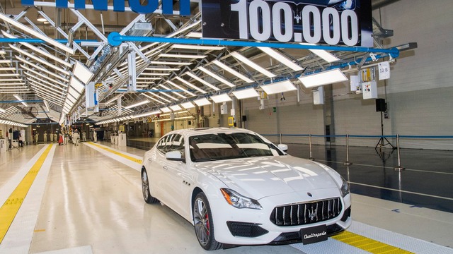Nữ đại gia trẻ trở thành chủ sở hữu của chiếc Maserati thứ 100.000 xuất xưởng - Ảnh 1.