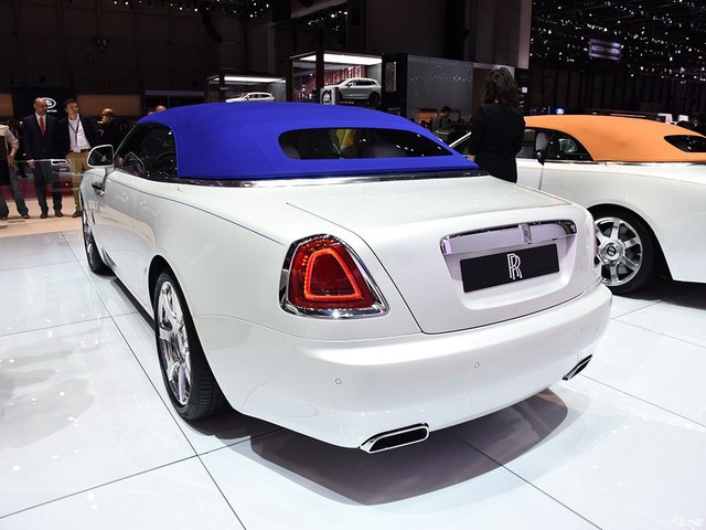 Thiếu gia con nhà tỷ phú mua 2 xe Rolls-Royce trong 1 triển lãm - Ảnh 6.