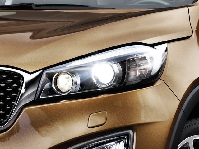 SUV 7 chỗ Kia Sorento có bản trang bị mới, giá từ 1,04 tỷ Đồng - Ảnh 2.