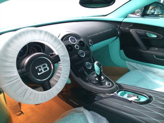 Đây là chiếc siêu xe Bugatti Veyron có một không hai chưa từng lăn bánh - Ảnh 4.