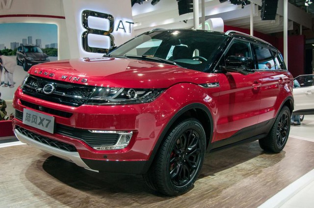 Land Rover ngậm ngùi nhìn Range Rover Evoque nhái bán chạy như tôm tươi - Ảnh 1.