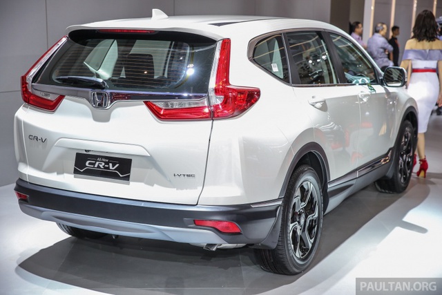 Honda CR-V 2017 phiên bản 5 và 7 chỗ trình làng tại Đông Nam Á với giá mềm hơn - Ảnh 3. Honda CR-V 2017 phiên bản 5 và 7 chỗ trình làng tại Đông Nam Á với giá mềm hơn - Ảnh 3.