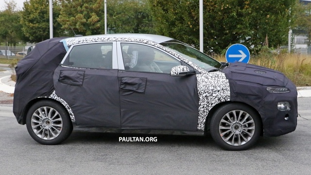 SUV cỡ nhỏ Hyundai Kona 2018 được hé lộ thêm thiết kế - Ảnh 2.