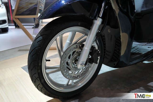 Honda SH150i 2017 sản xuất tại Việt Nam ra mắt Indonesia với giá rẻ hơn - Ảnh 9. Honda SH150i 2017 sản xuất tại Việt Nam ra mắt Indonesia với giá rẻ hơn - Ảnh 9.