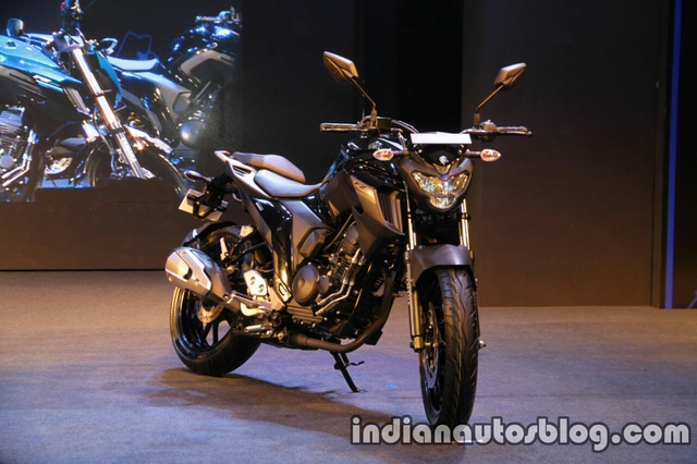 Yamaha Fazer 250 2017 lần đầu tiên xuất hiện trên đường phố - Ảnh 2. Yamaha Fazer 250 2017 lần đầu tiên xuất hiện trên đường phố - Ảnh 2.