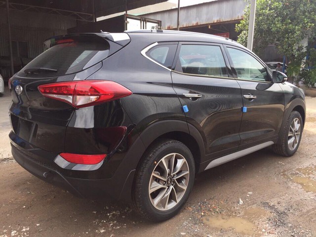 Crossover cỡ nhỏ Hyundai Tucson phiên bản mới lộ diện tại Việt Nam - Ảnh 7.