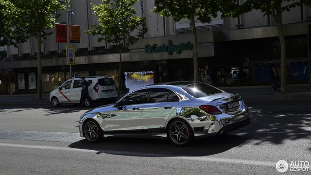Bắt gặp gương di động Mercedes-AMG C63 S Edition 1 trên đường phố - Ảnh 4.