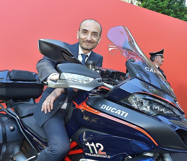 Cảnh sát Ý được trang bị mô tô tuần tra Ducati Multistrada 1200 mới - Ảnh 3.