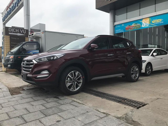 Cận cảnh crossover cỡ nhỏ Hyundai Tucson 2017 tại Hà Nội - Ảnh 1.