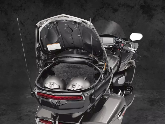 Xe đường trường Yamaha Star Venture 2018 trình làng, giá từ 567 triệu Đồng - Ảnh 9. Xe đường trường Yamaha Star Venture 2018 trình làng, giá từ 567 triệu Đồng - Ảnh 9.