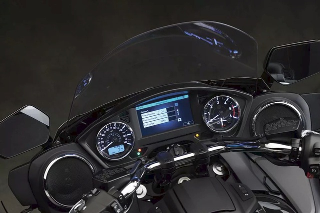 Xe đường trường Yamaha Star Venture 2018 trình làng, giá từ 567 triệu Đồng - Ảnh 10. Xe đường trường Yamaha Star Venture 2018 trình làng, giá từ 567 triệu Đồng - Ảnh 10.
