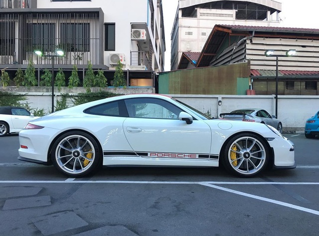Phát thèm với dàn xe thể thao Porsche 911 R ở Thái Lan - Ảnh 8.